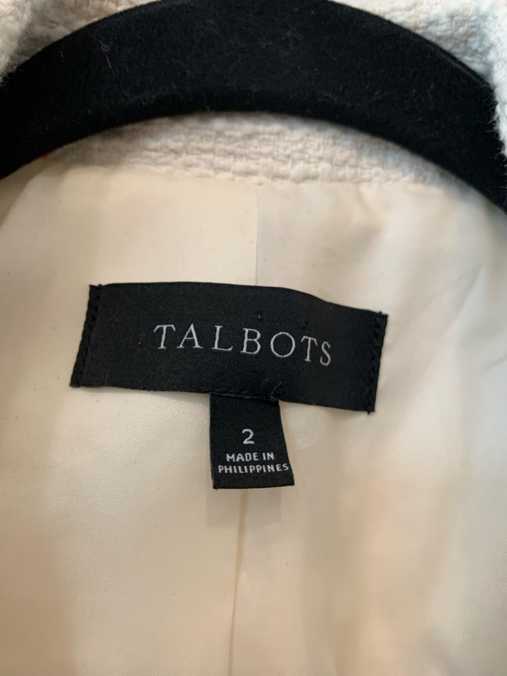 Talbots Cream Bouclé Blazer with Pink Trim and Gold Buttons 2 NWOT - Picture 2 of 8